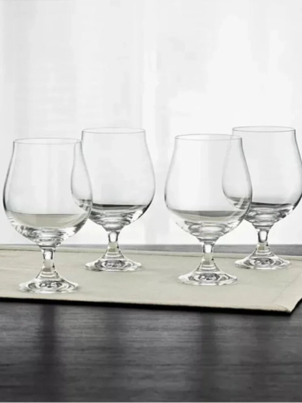 4-Piece of Stemmed Beer Glasses